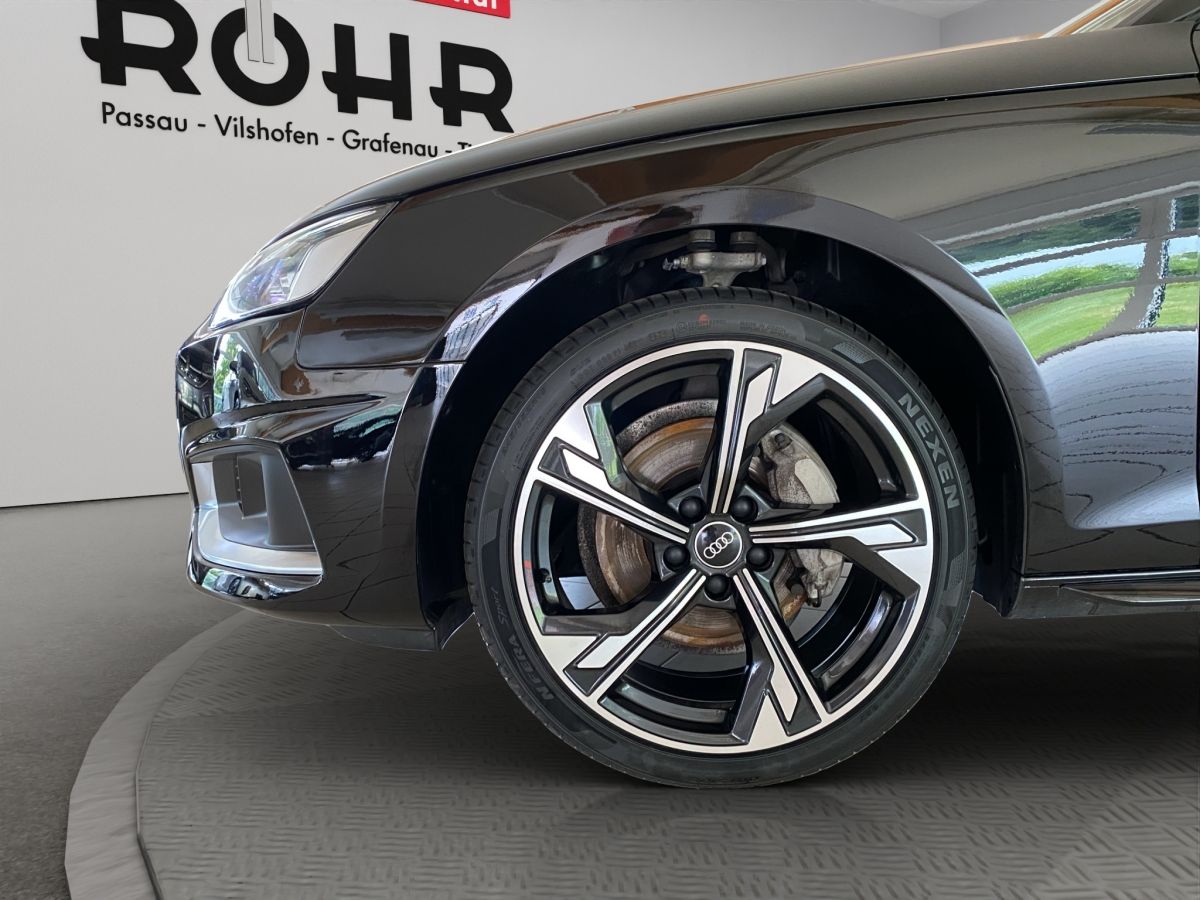 Audi A4 Avant 40 TFSI S tronic - Samsaru's Car Outlet