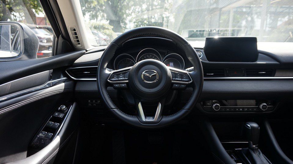 Mazda 6 2.0L SKYACTIV G 165 6AT FWD CENTER-LINE