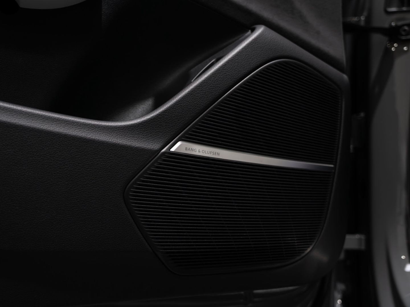 Audi RSQ8 4.0 TFSI QU PANO EXCLUSIVE DYNAMIK+ KERAMIK