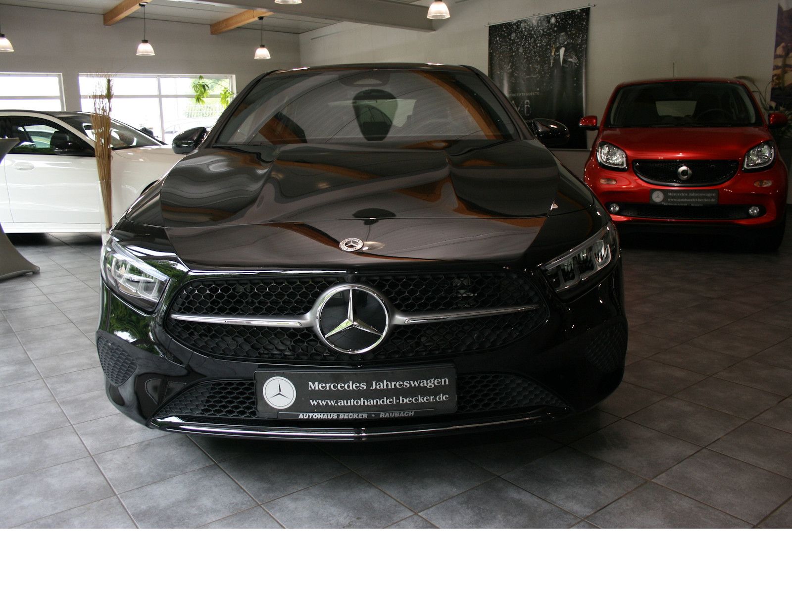 Mercedes-Benz A 180 d Progres. Line Advanced - Samsaru's Car Outlet