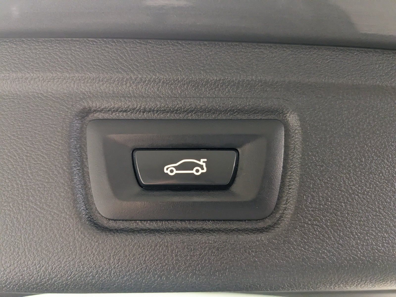 BMW 320d M Sport - Samsaru's Car Outlet