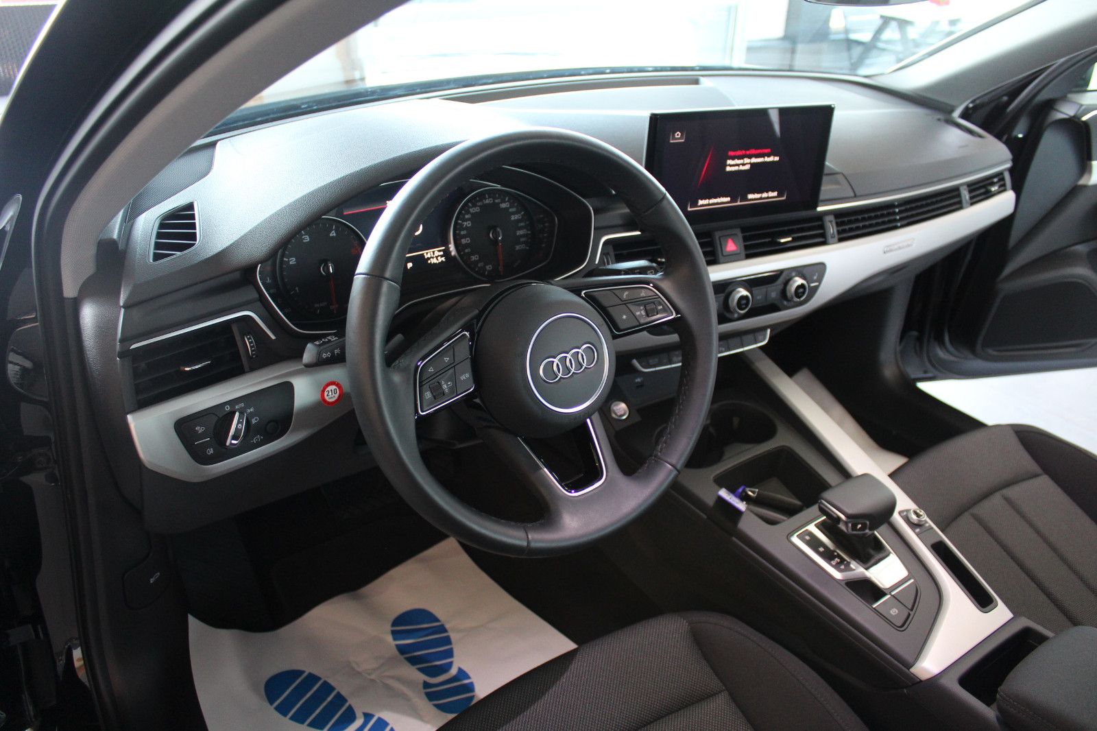 Audi A4 Avant 40 TDI quattro S tronic - Samsaru's Car Outlet