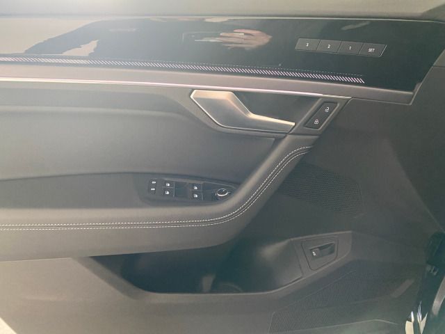 Volkswagen Touareg R-Line Final Edition 3.0 V6 TDI 4Motion