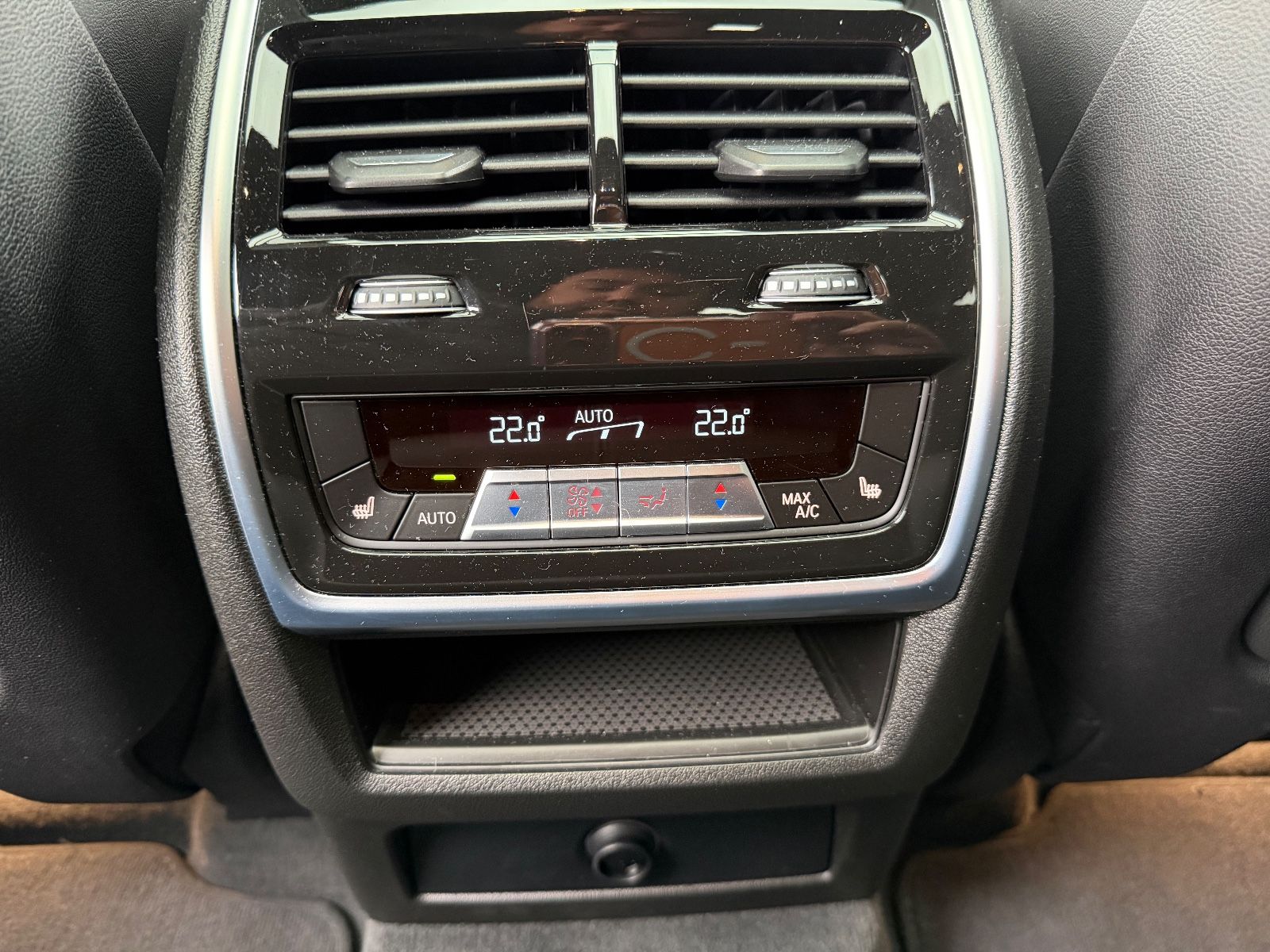 BMW X6 30 d xDrive M Sport ABSOLUT VOLL 22 ZOLL