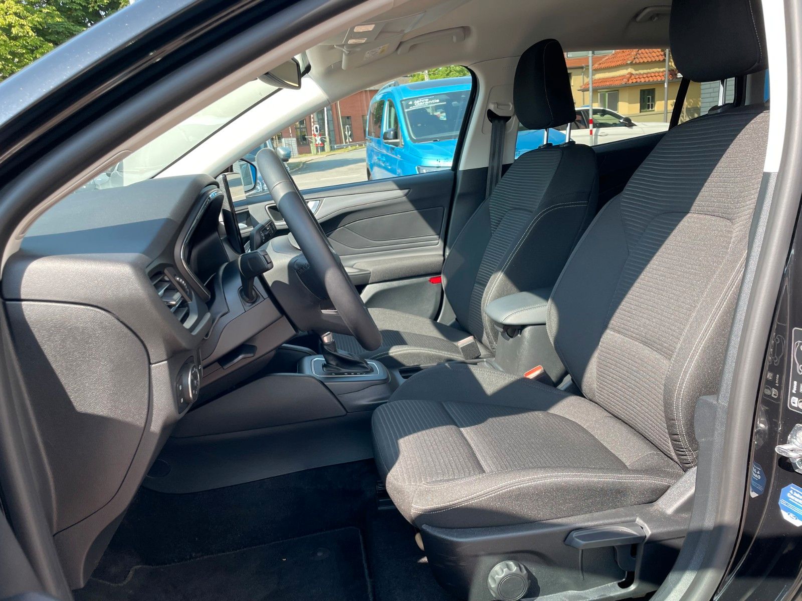 Ford Focus Automatik Turnier Titanium / ACC+155PS