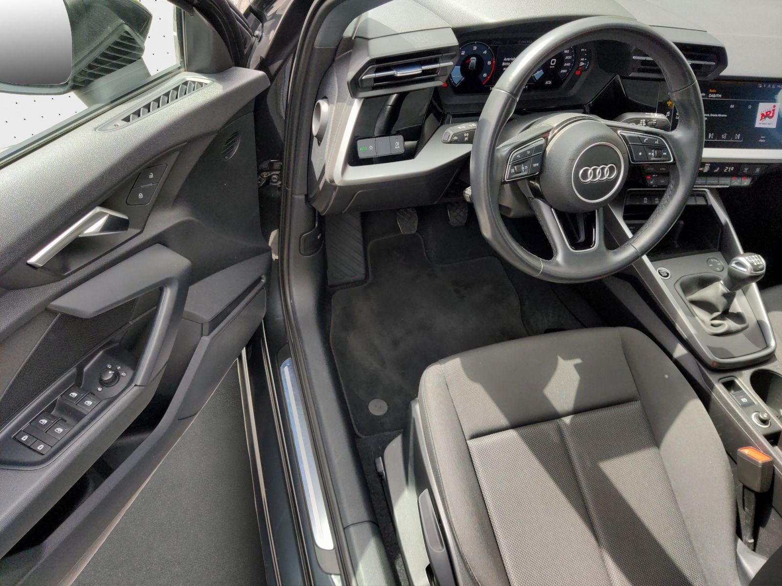 Audi A3 Sportback 30 TDI advanced - Samsaru's Car Outlet