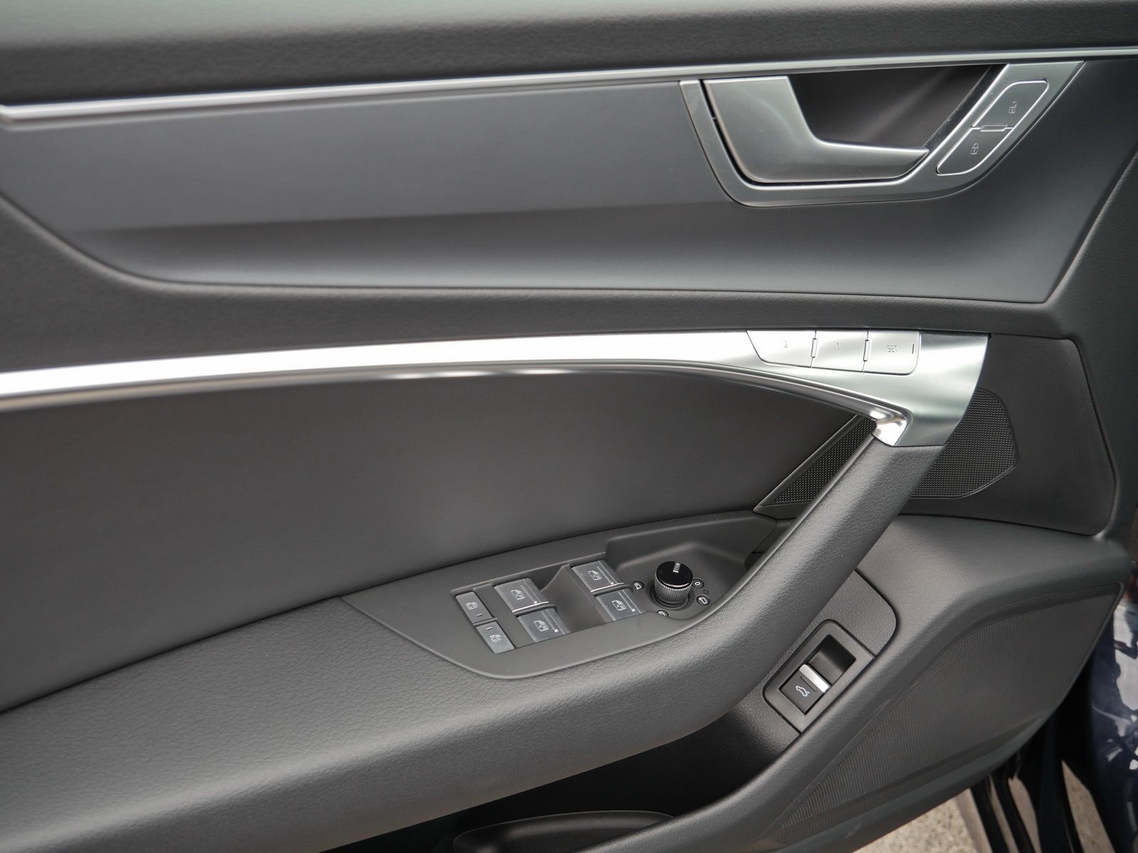 Audi A6 Avant 40 TDI S line Business*Matrix*HuD*360°