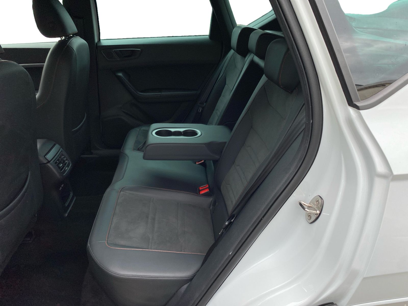 Seat Ateca 1.5 TSI DSG FR LED ACC AHK Kessy Navi