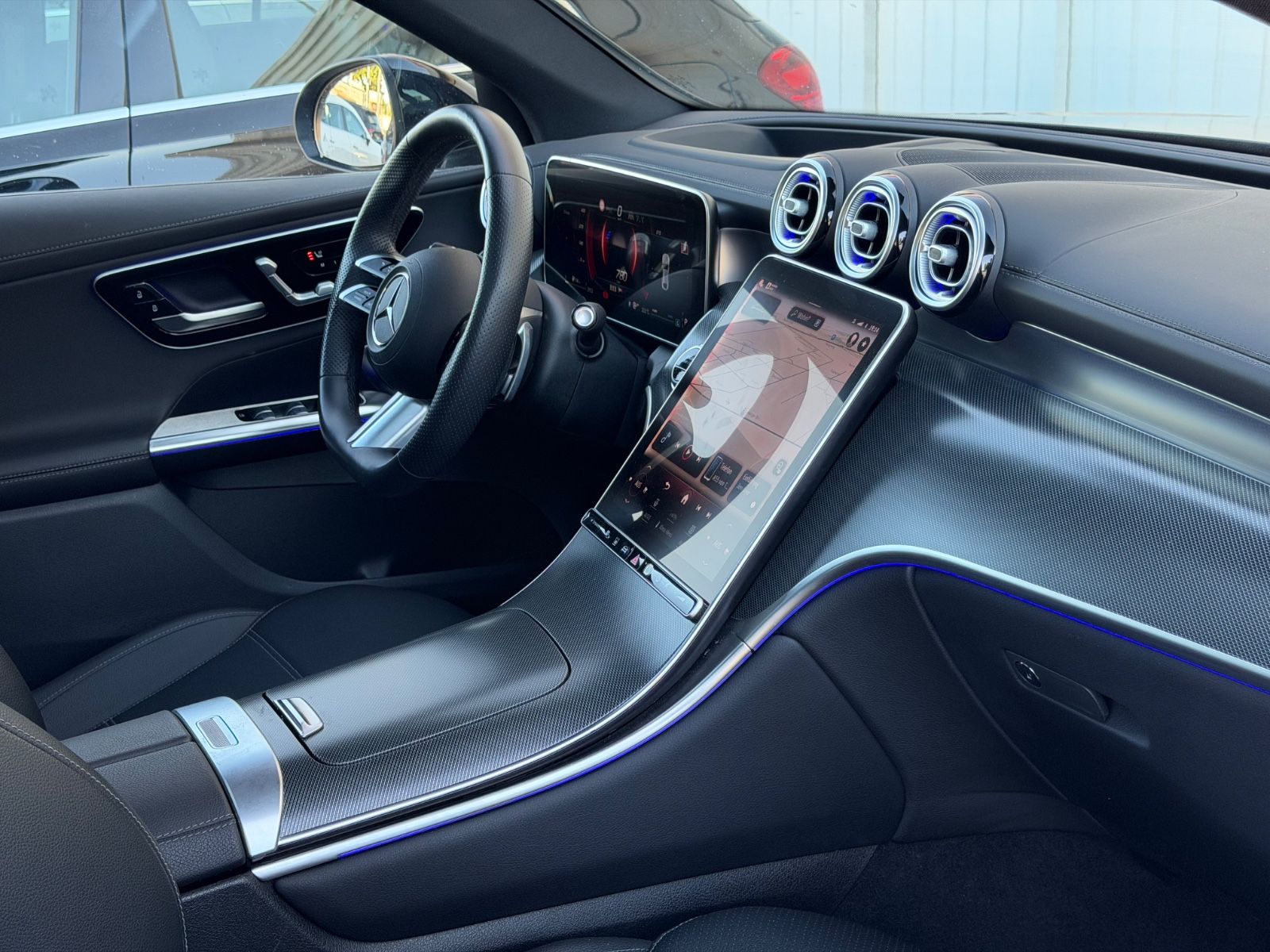 Mercedes-Benz GLC300 AMG Coupe 4M_Pano_360_Sitzklima_Leder_LED