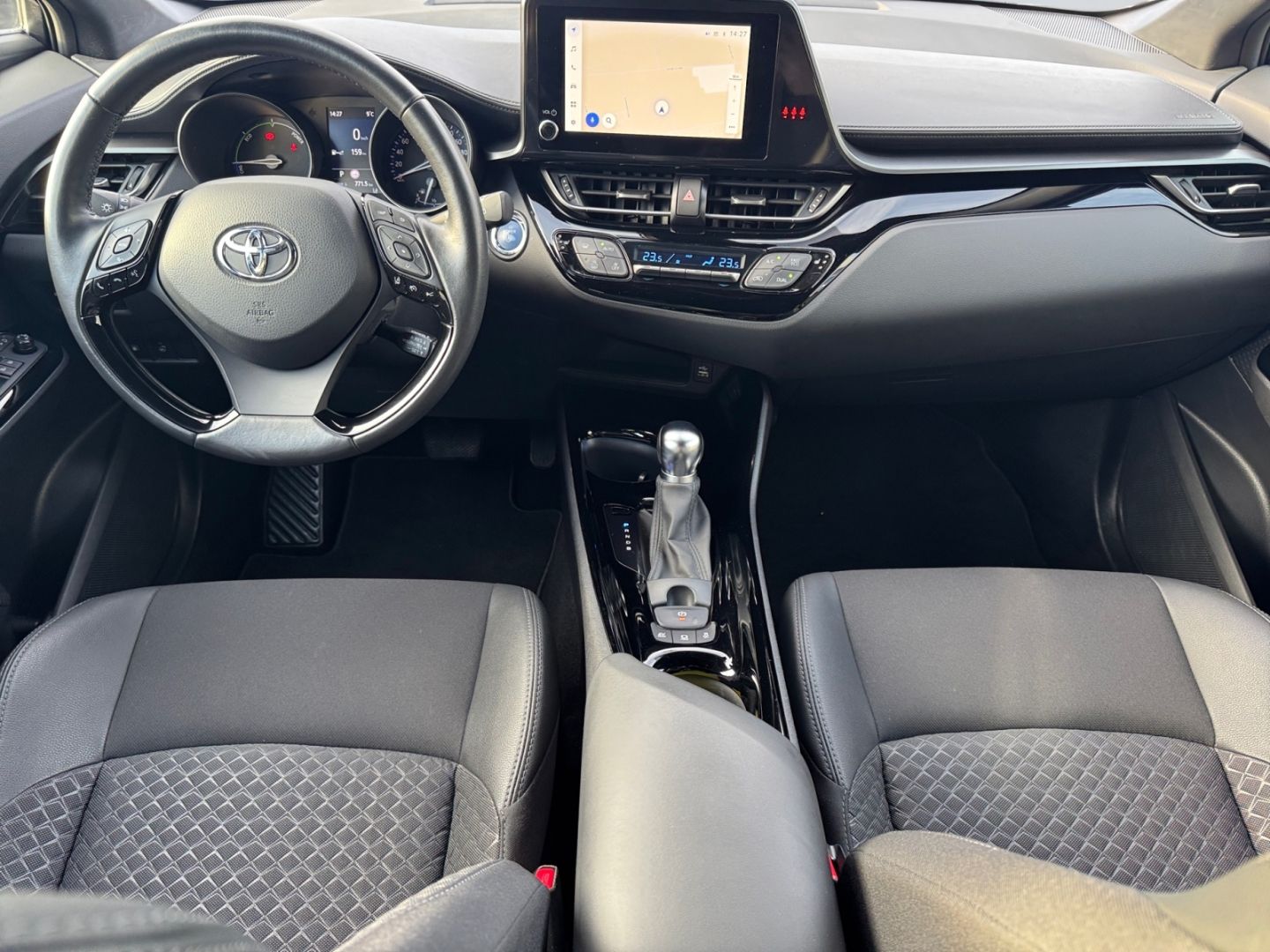 Toyota C-HR 1.8 Hybrid Team D *LED*ACC*CAM*Navi*AHK*