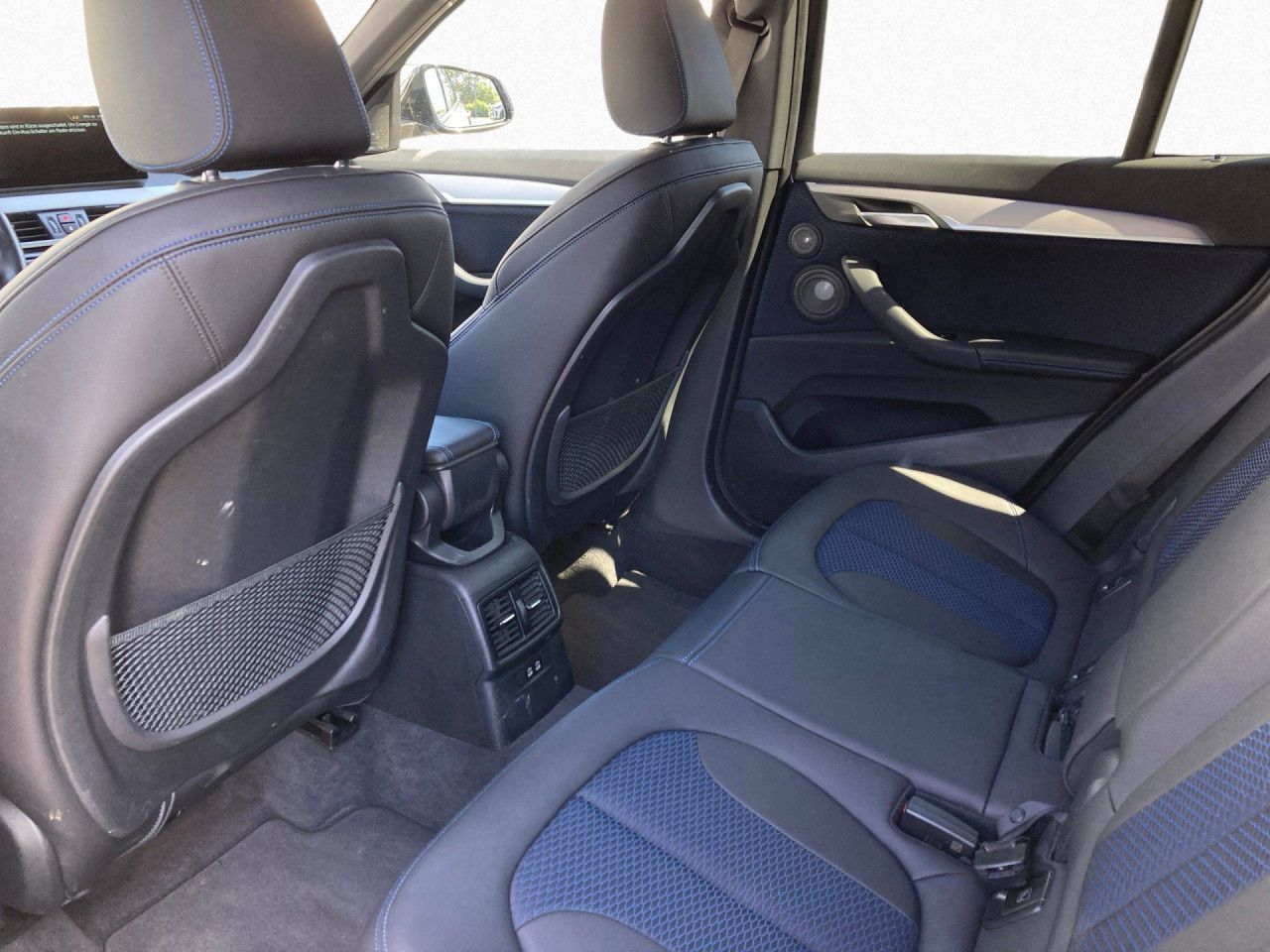 BMW X1 xDrive25i M SPORT - Samsaru's Car Outlet