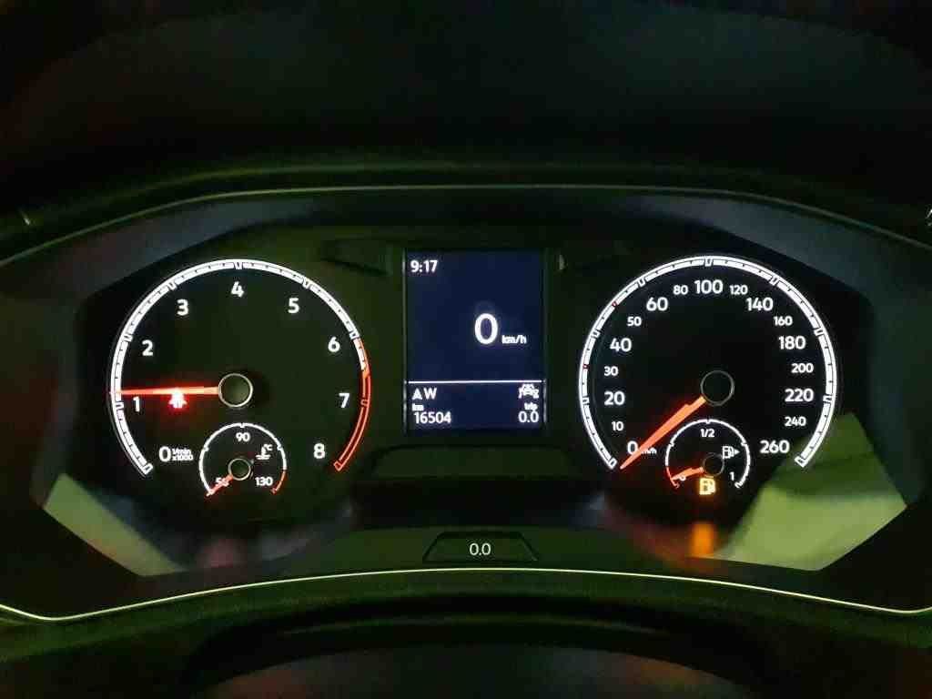 Volkswagen T-Roc Sport TSI - Samsaru's Car Outlet