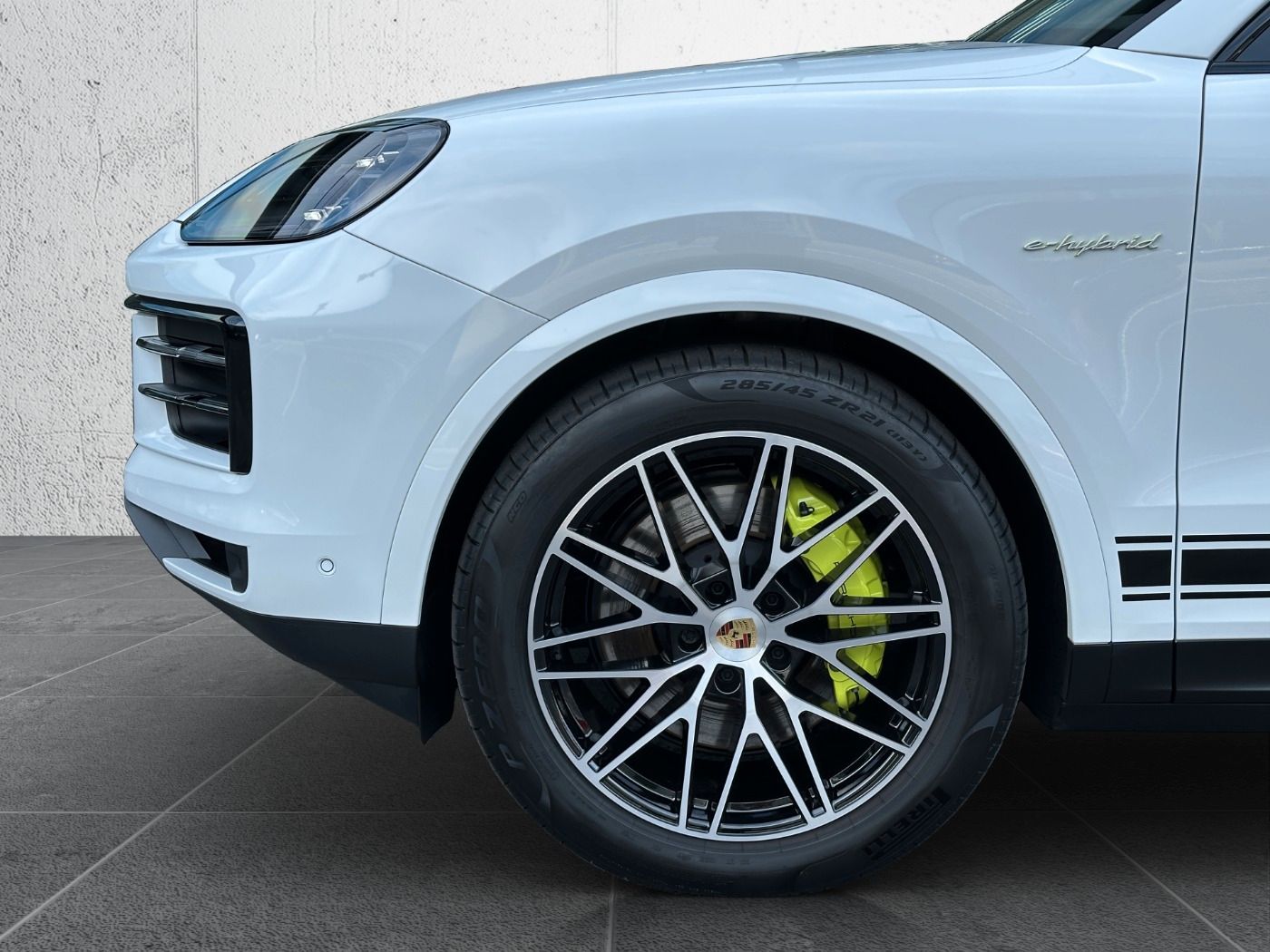 Porsche Cayenne E-Hybrid PANO Luftfederung BOSE 360°