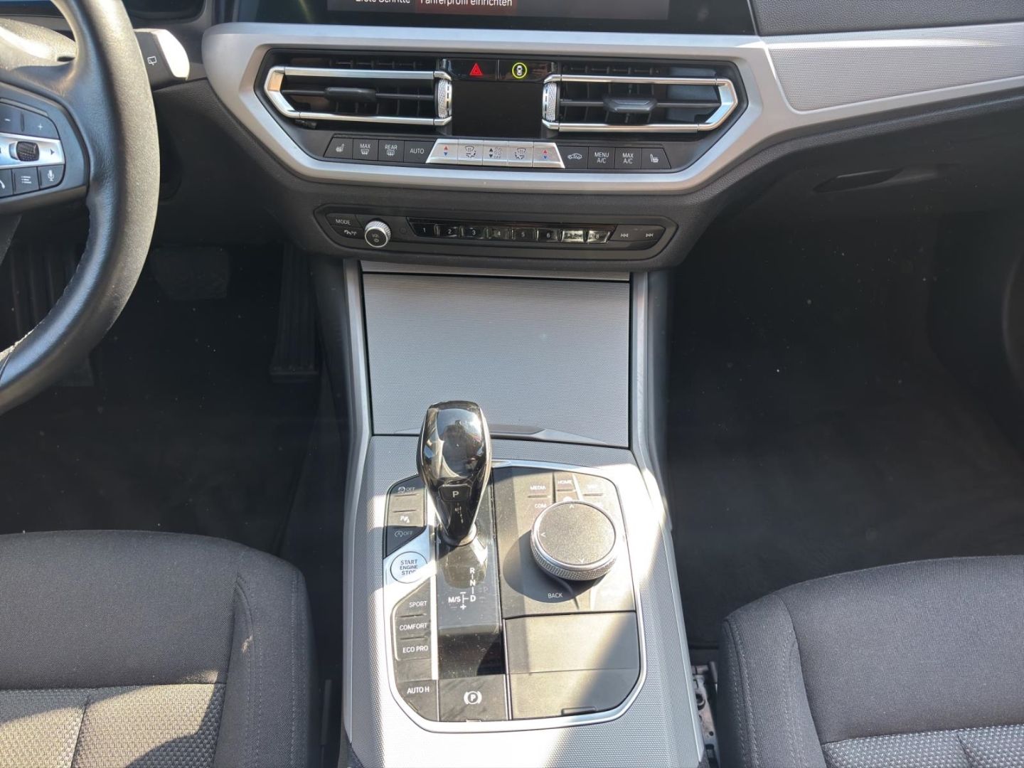 BMW 320 xDrive Advantage - Samsaru's Car Outlet