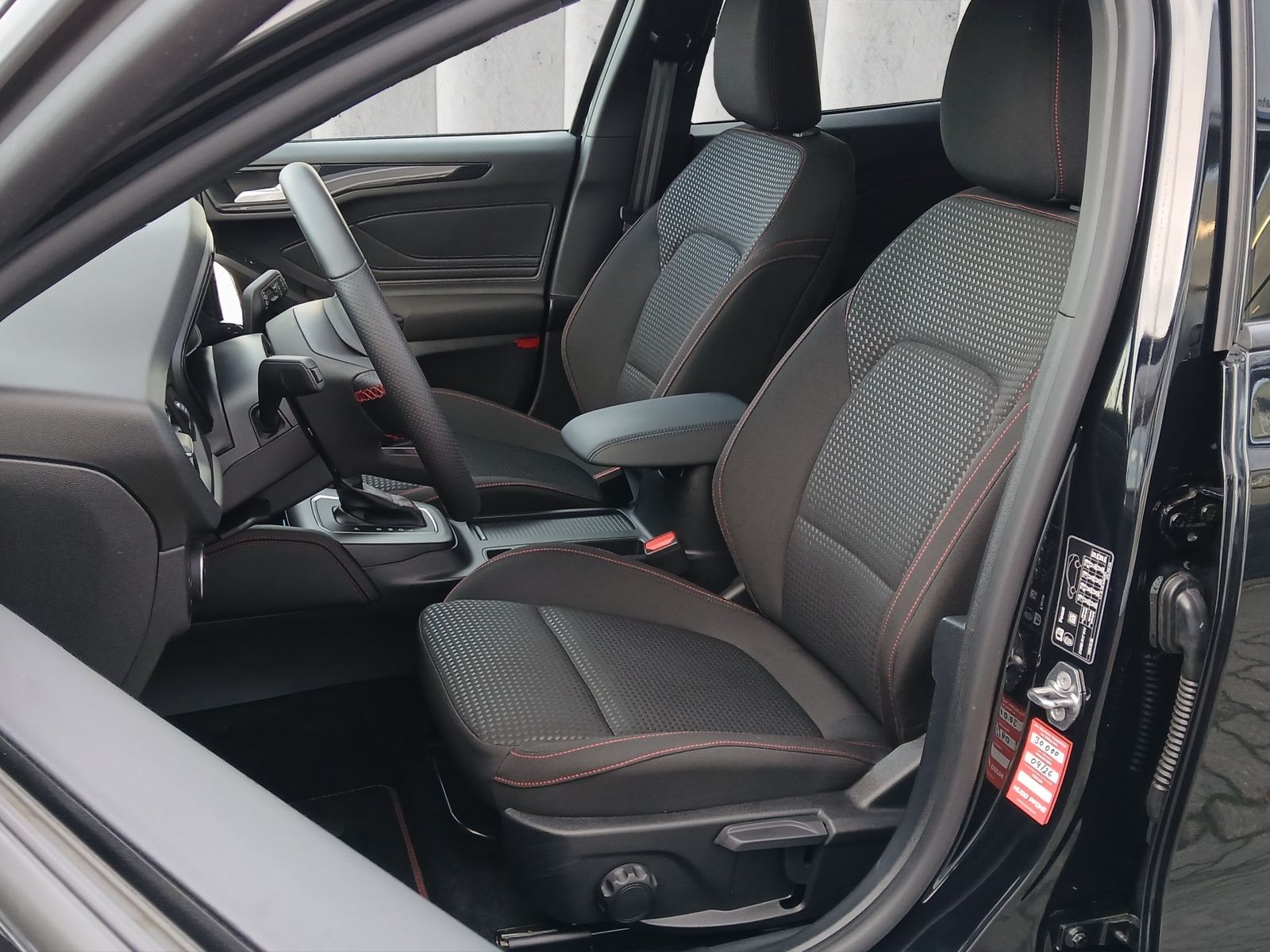 Ford Focus ST-Line X Turnier Aut.*AHK*ACC*HUD*KAM*NAV