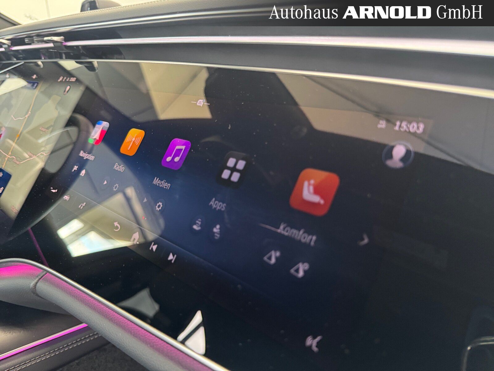 Mercedes-Benz E 220 d 4M AMG-Line SUPERSCREEN 21" 360° DISTR.