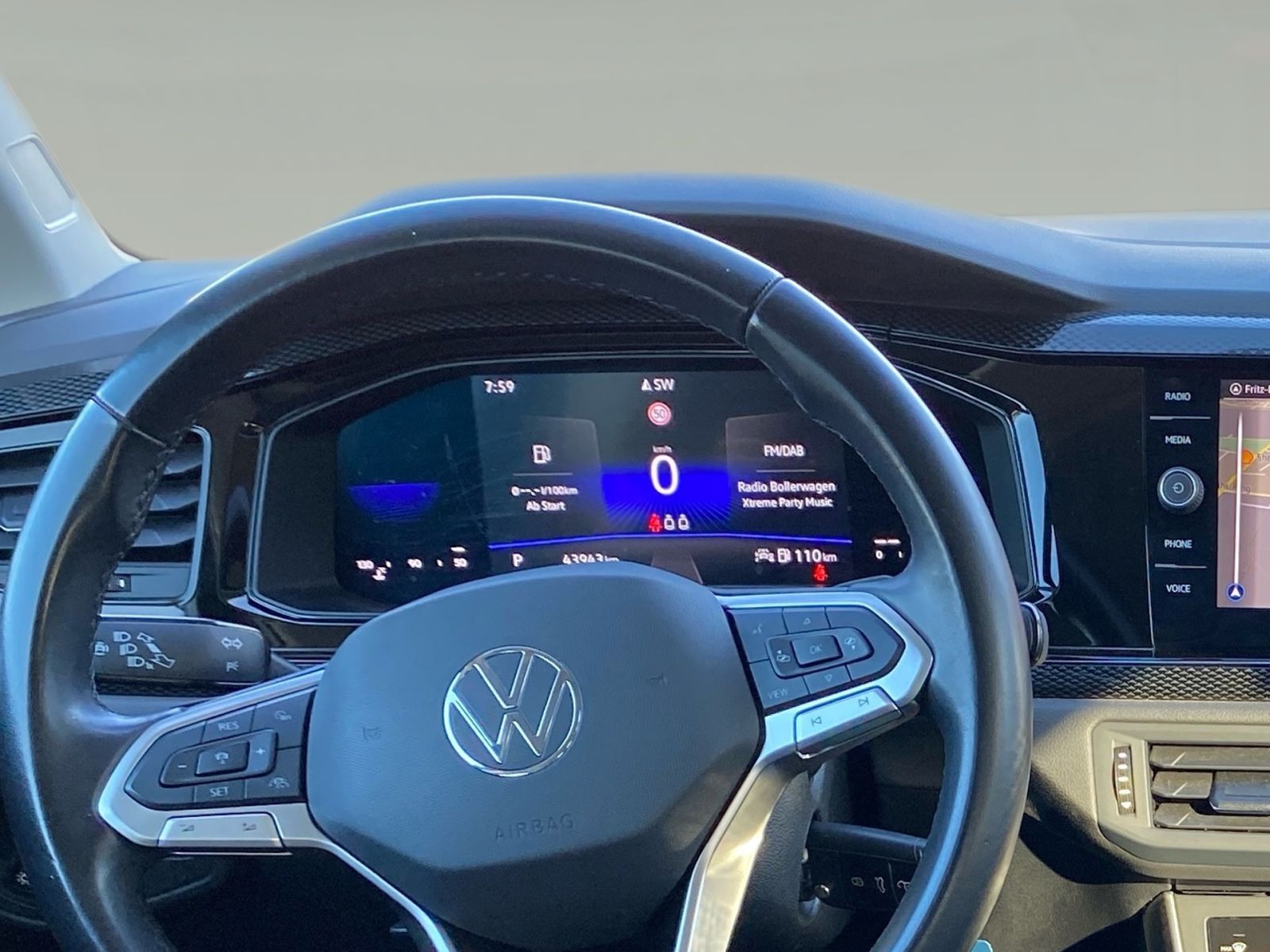 Volkswagen Taigo 1.0 TSI DSG Life - Samsaru's Car Outlet