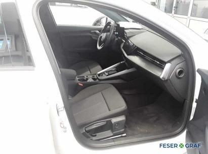 Audi A3 Sportback 40 TFSI e S tronic Navi,AHK,Kamera