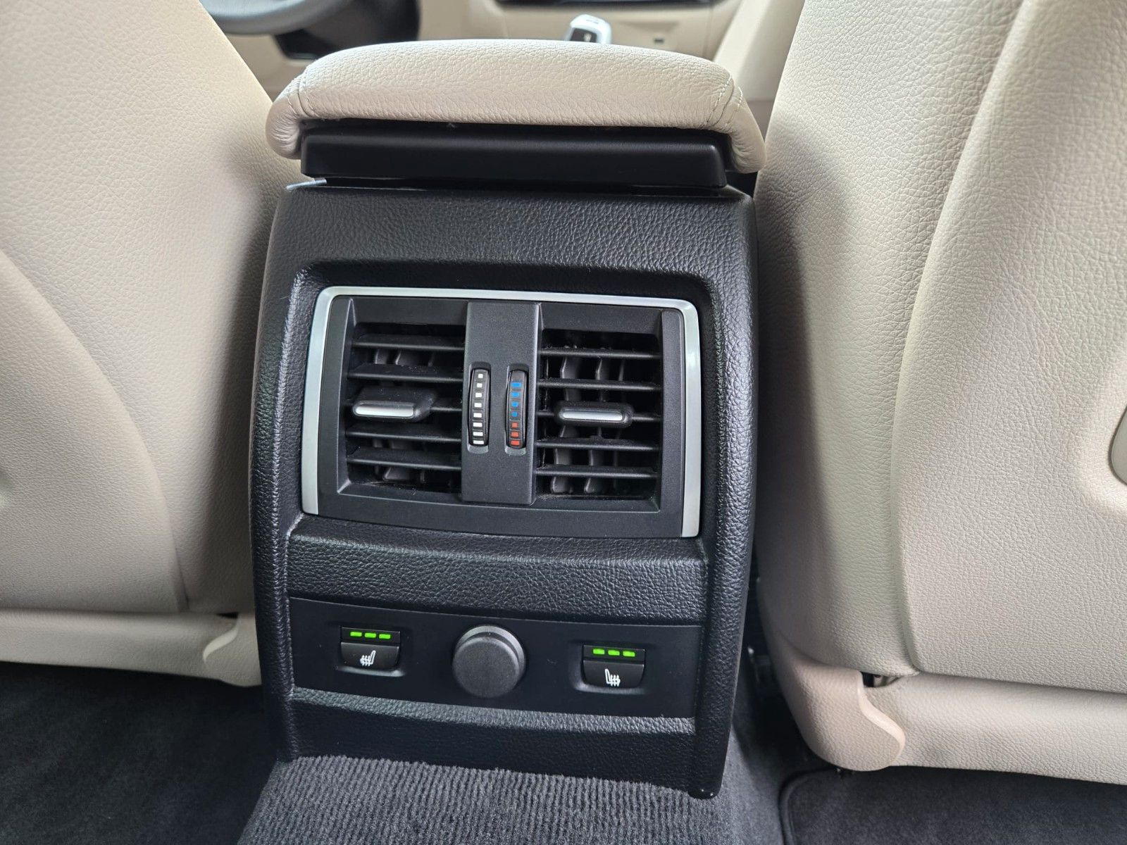 BMW 3 Gran Turismo 330 i xDrive Advantage - Samsaru's Car Outlet
