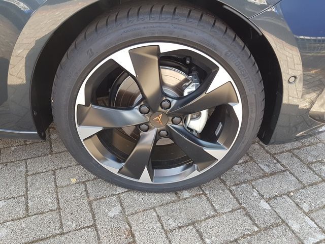 Cupra Leon Sportstourer 1.5 eTSI DSG - Samsaru's Car Outlet