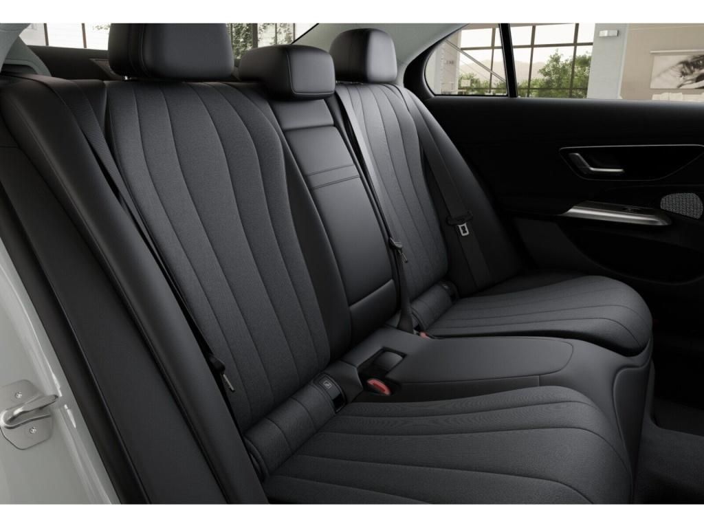 Mercedes-Benz E 220 d Avantgarde - Samsaru's Car Outlet