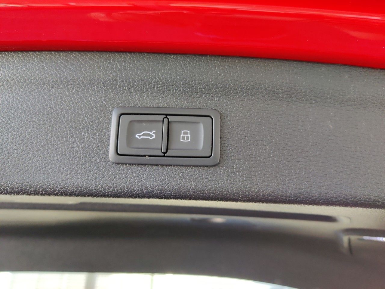 Audi Q3 40 TFSI quattro S tronic S line - Samsaru's Car Outlet