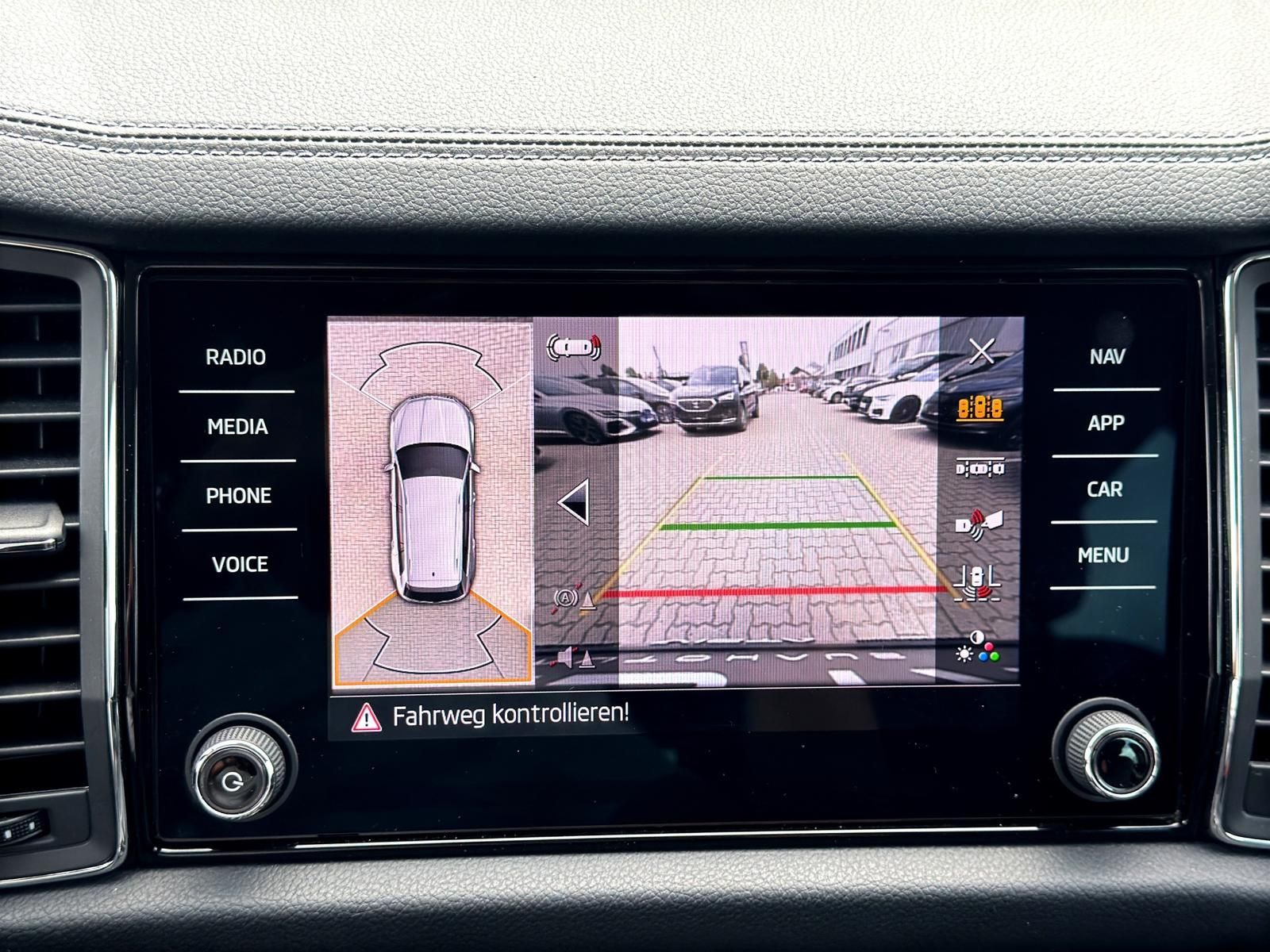 Skoda Kodiaq L&K 4x4*AHK*KESSY*APP-CAR*ACC*MATRIX*VIRT