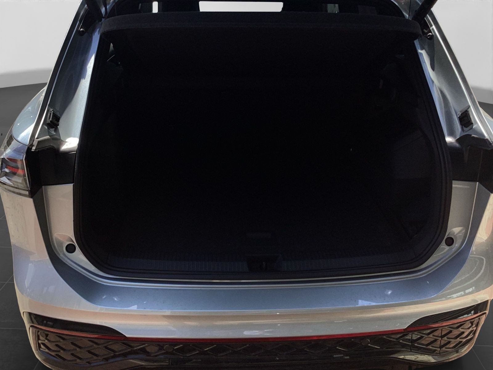 Volkswagen Tiguan 1.5 TSI DSG eHybrid R-LINE BLACK LEDER AH