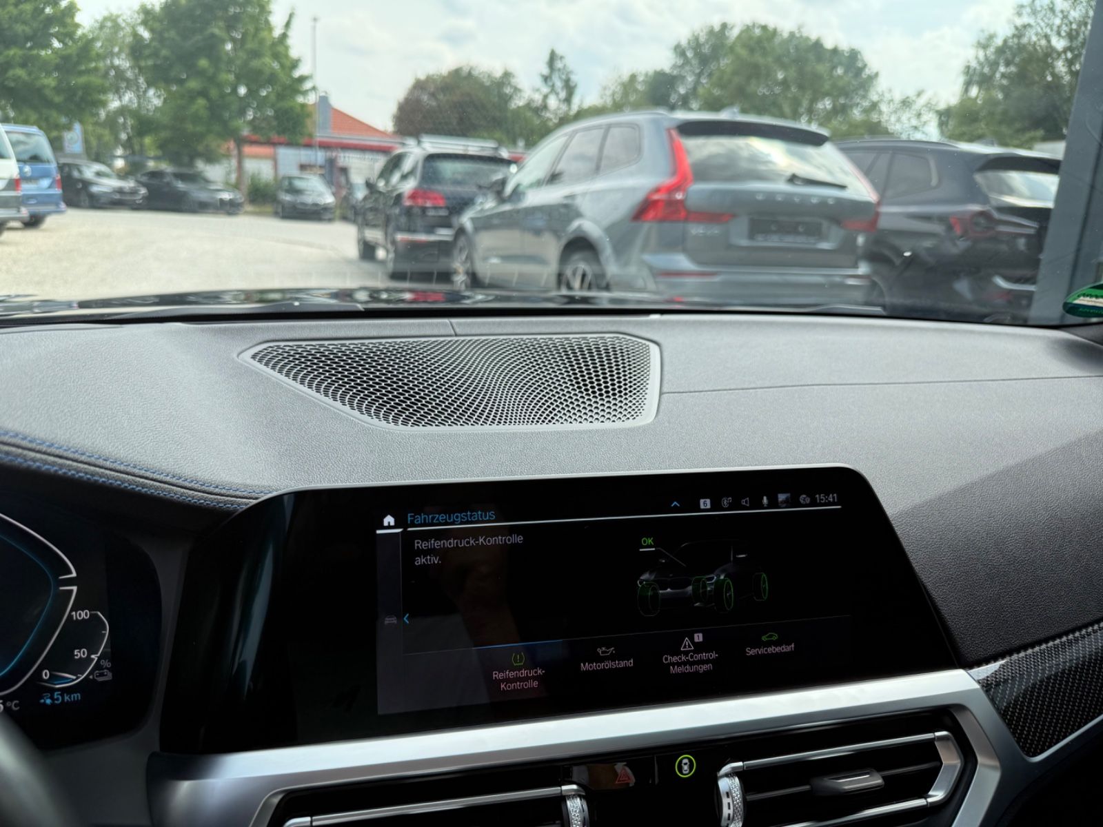 BMW 330 e xDrive M Sport - Samsaru's Car Outlet