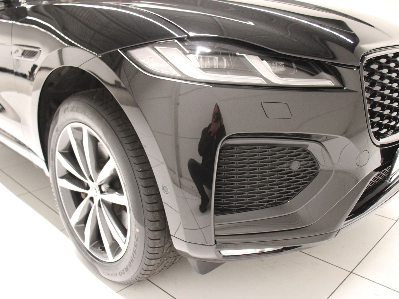 Jaguar F-Pace D300 AWD R-Dynamic SE inkl. Winterkomplet
