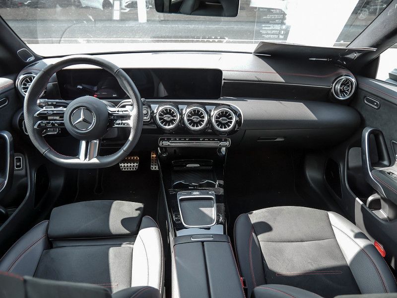 Mercedes-Benz CLA 250 4M SB - Samsaru's Car Outlet