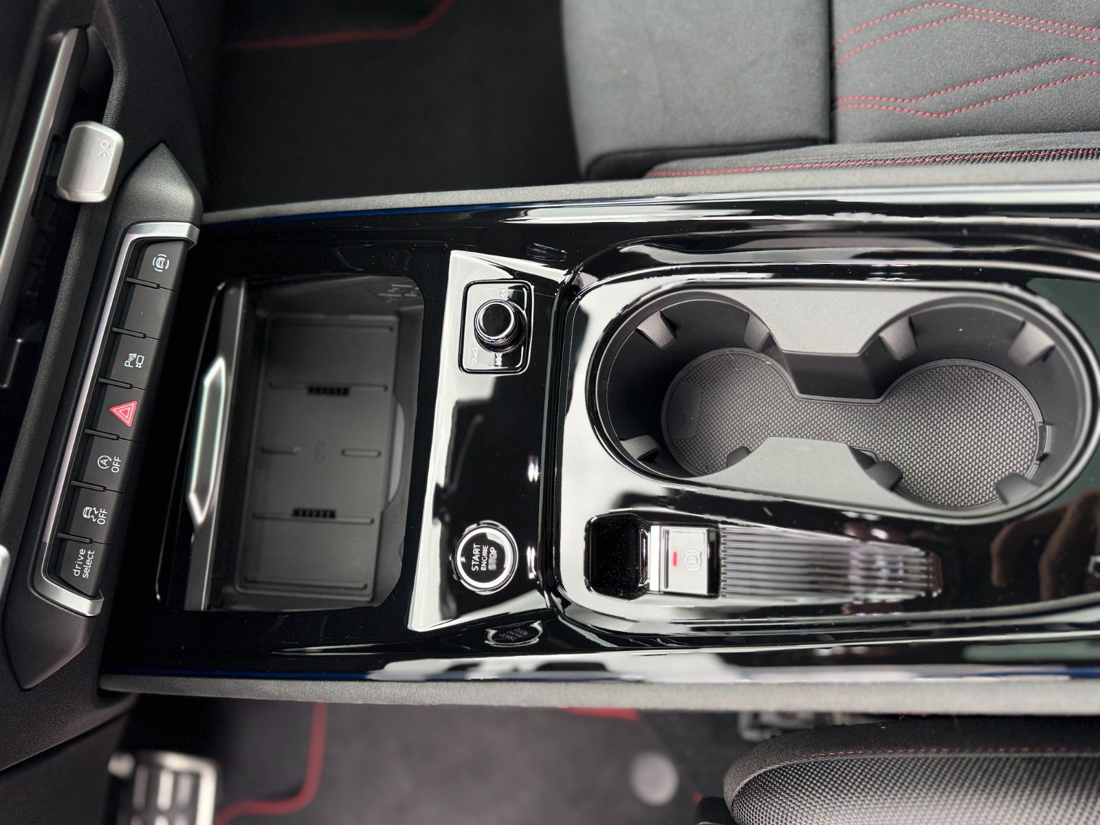Audi Q3 TFSI S-line S tronic+AHK+PANO+SONOS+