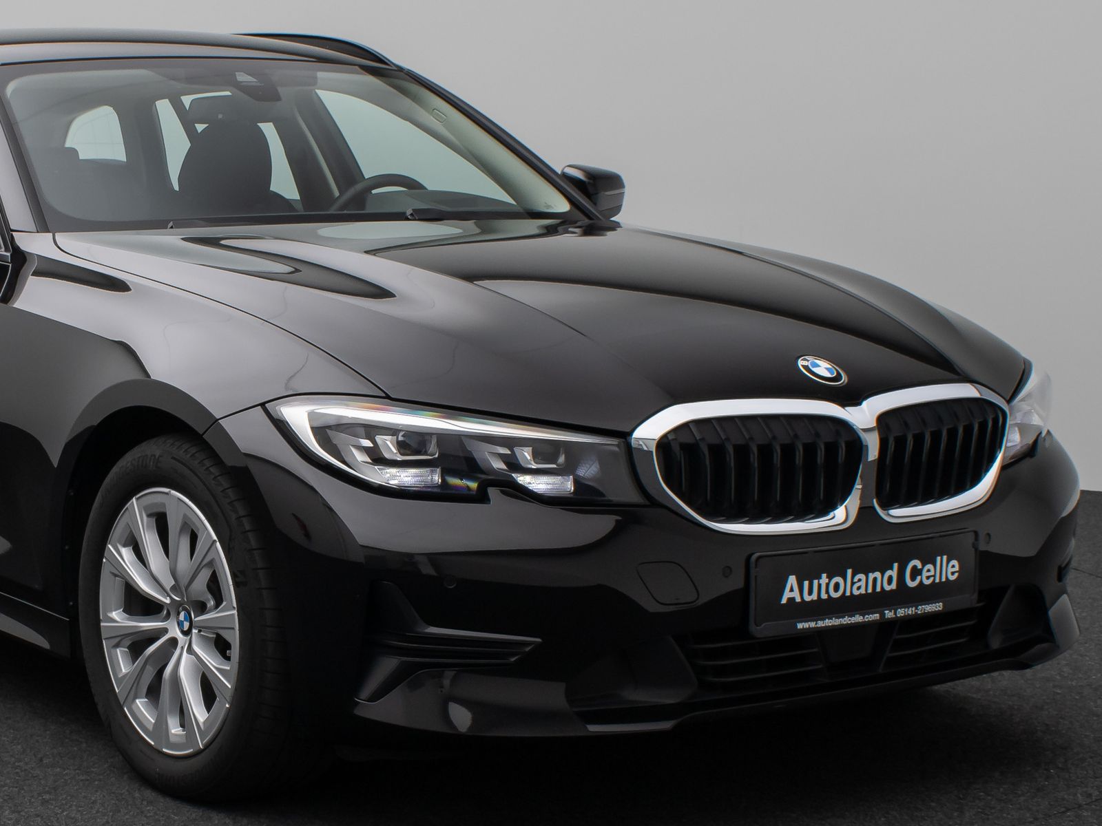 BMW 320d Sport - Samsaru's Car Outlet