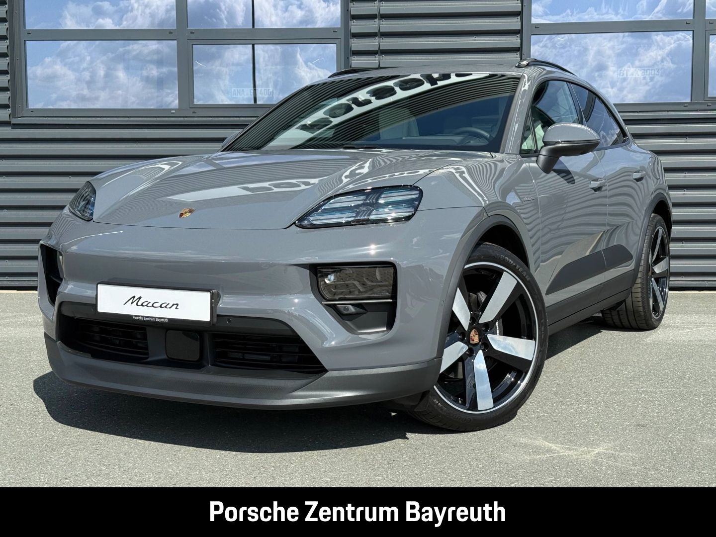 Porsche Macan 4 *AHV*MATRIX*INNO*HEADUP*BOSE*LUFTFEDER*