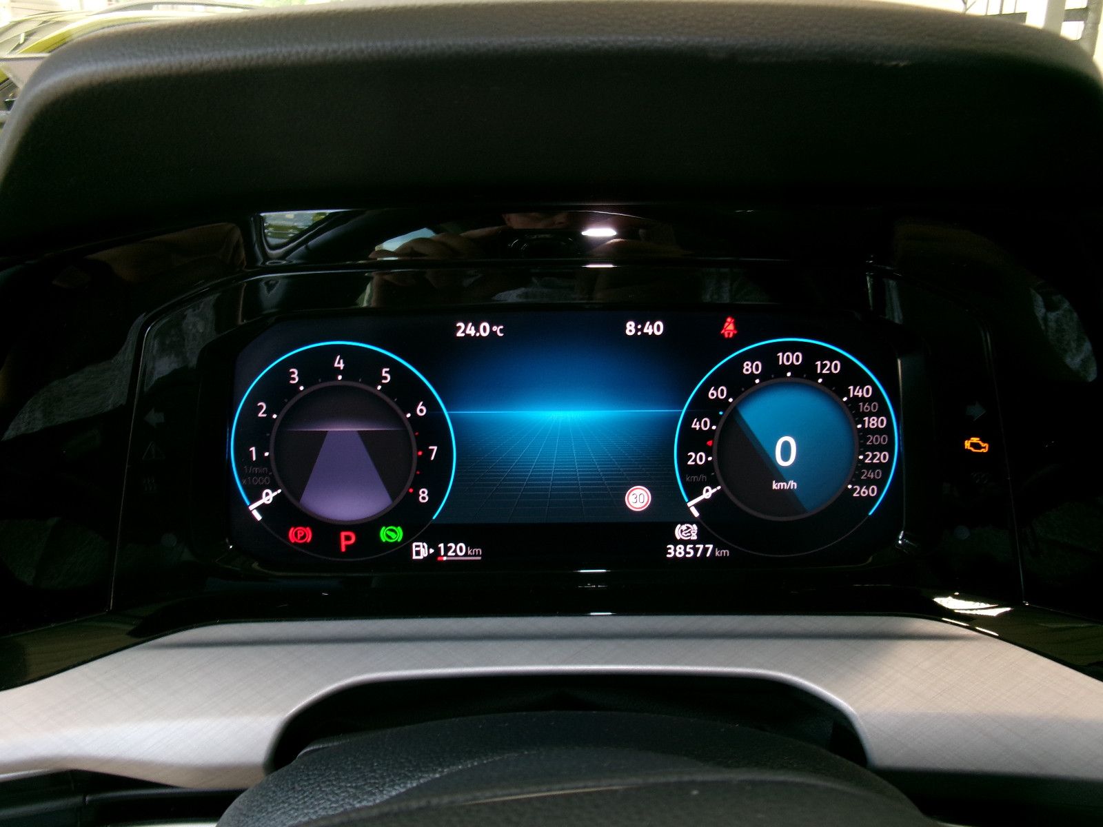 Volkswagen Golf VIII Variant eTSI Life - Samsaru's Car Outlet