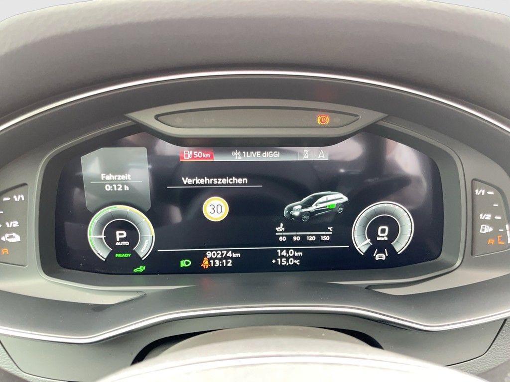 Audi A6 Avant 55 TFSI e quattro 2x S line Matrix AHK