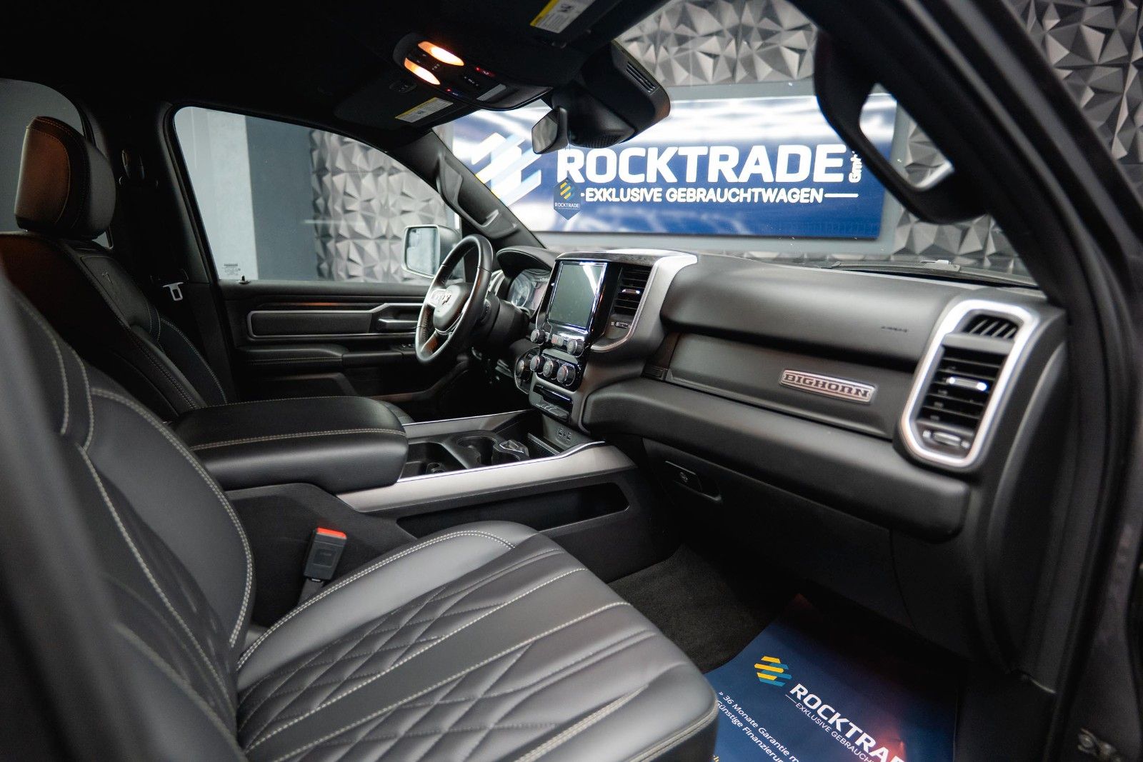 Dodge RAM 5.7 V8 HEMI 4x4 OFFROAD Night-Paket *LED*19%