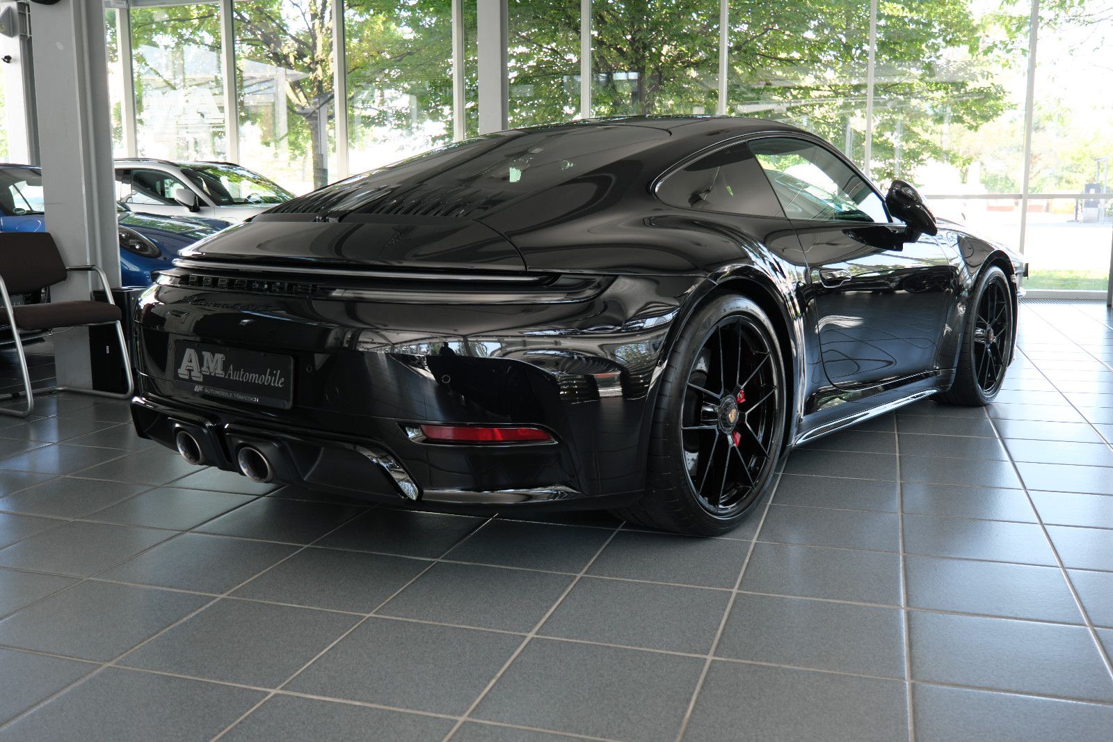 Porsche 992.2 Carrera 4 GTS T-Hybrid Sport-Design Titan