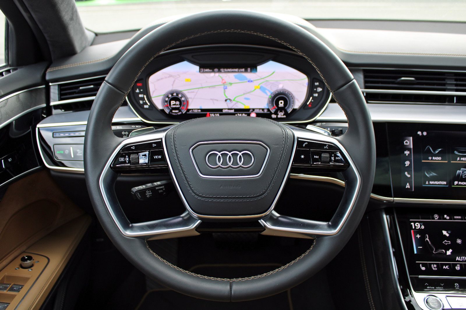 Audi A8 55TFSI quattro - Samsaru's Car Outlet