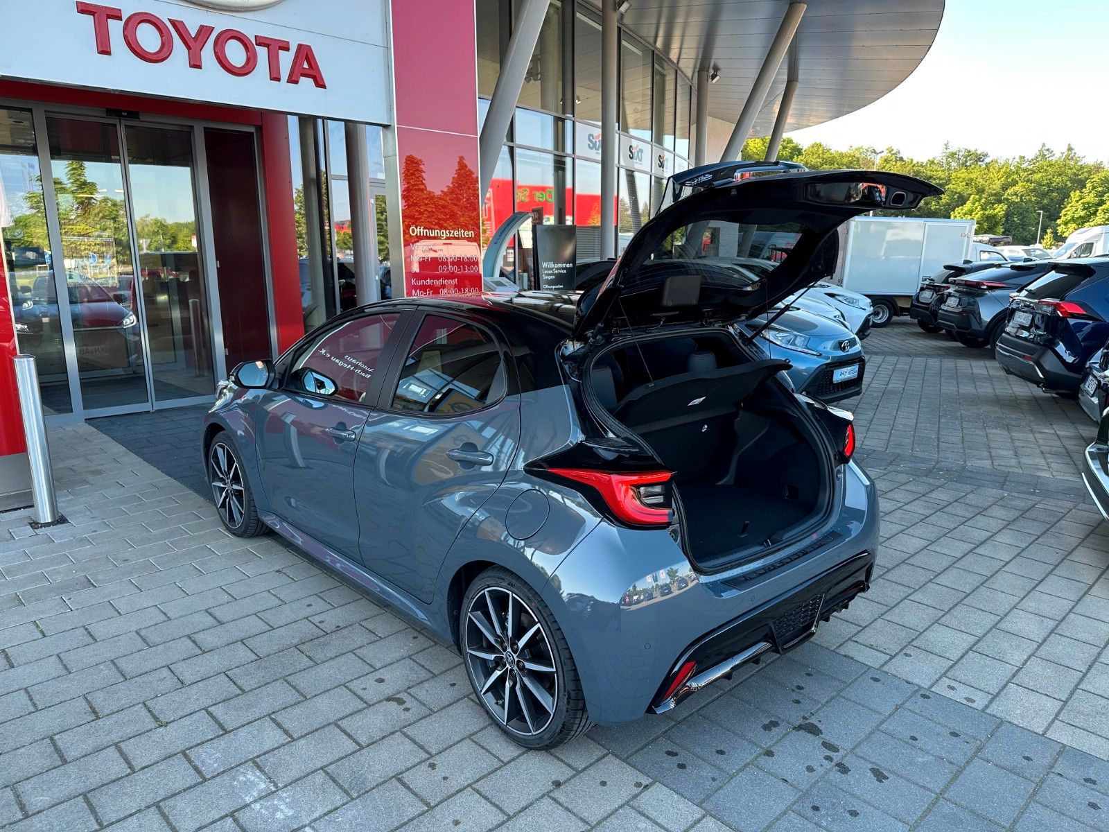 Toyota Yaris Hybrid GR Sport,NAVI, LED, KAMERA, HUD,JBL