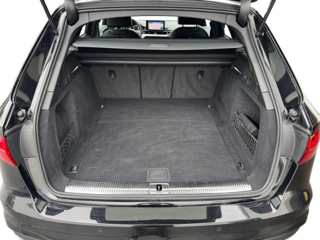 Audi A4 Avant 40 TFSI qu S-LINE - Samsaru's Car Outlet
