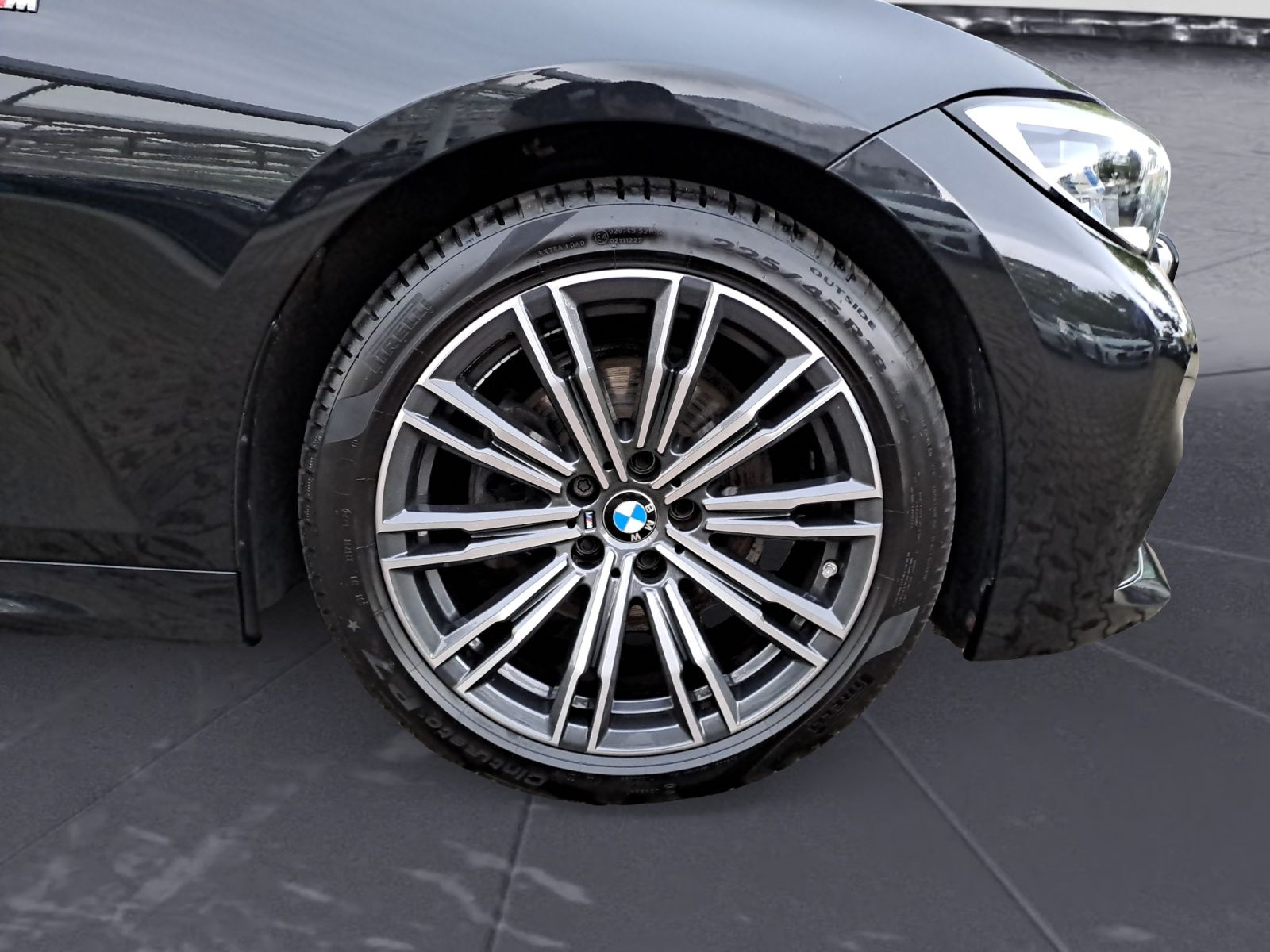 BMW 320d xDrive M Sport - Samsaru's Car Outlet