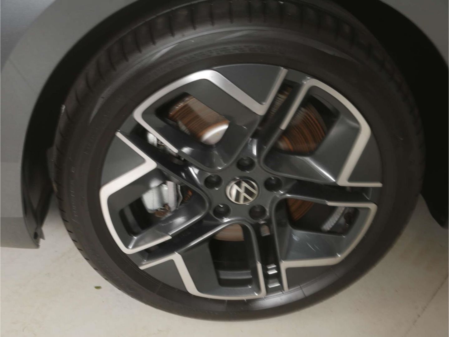 Volkswagen Passat 1.5 eHybrid Elegance DSG AHK/Leder/Matrix