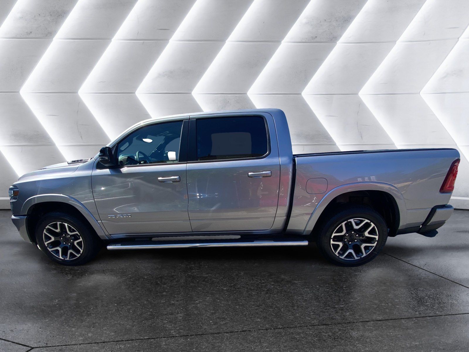 Dodge RAM 1500 Laramie Sport NAP-Bügel*Bakflip