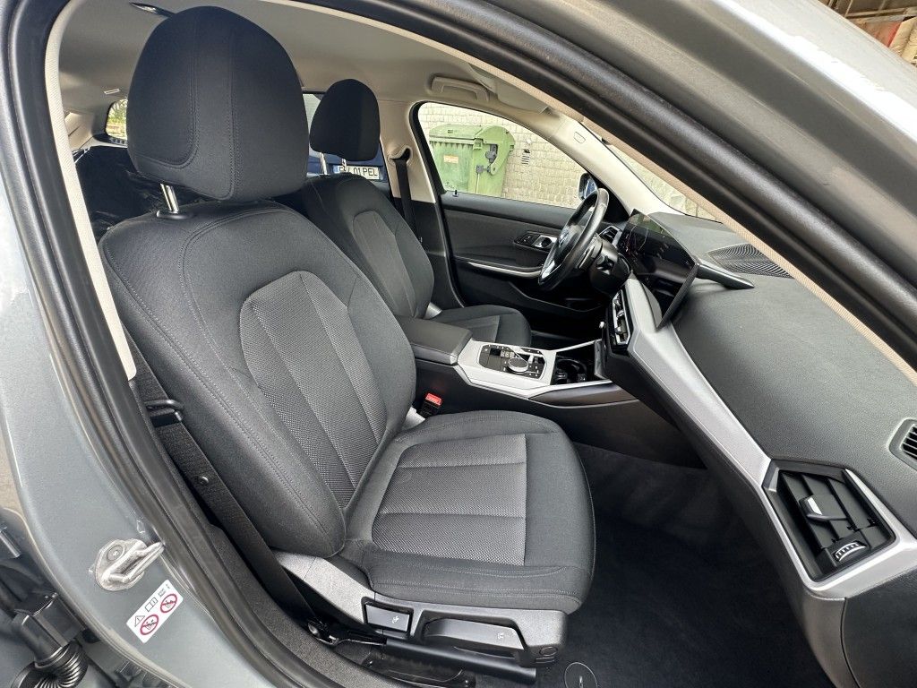 BMW 320 d Touring LCI xDrive - Samsaru's Car Outlet