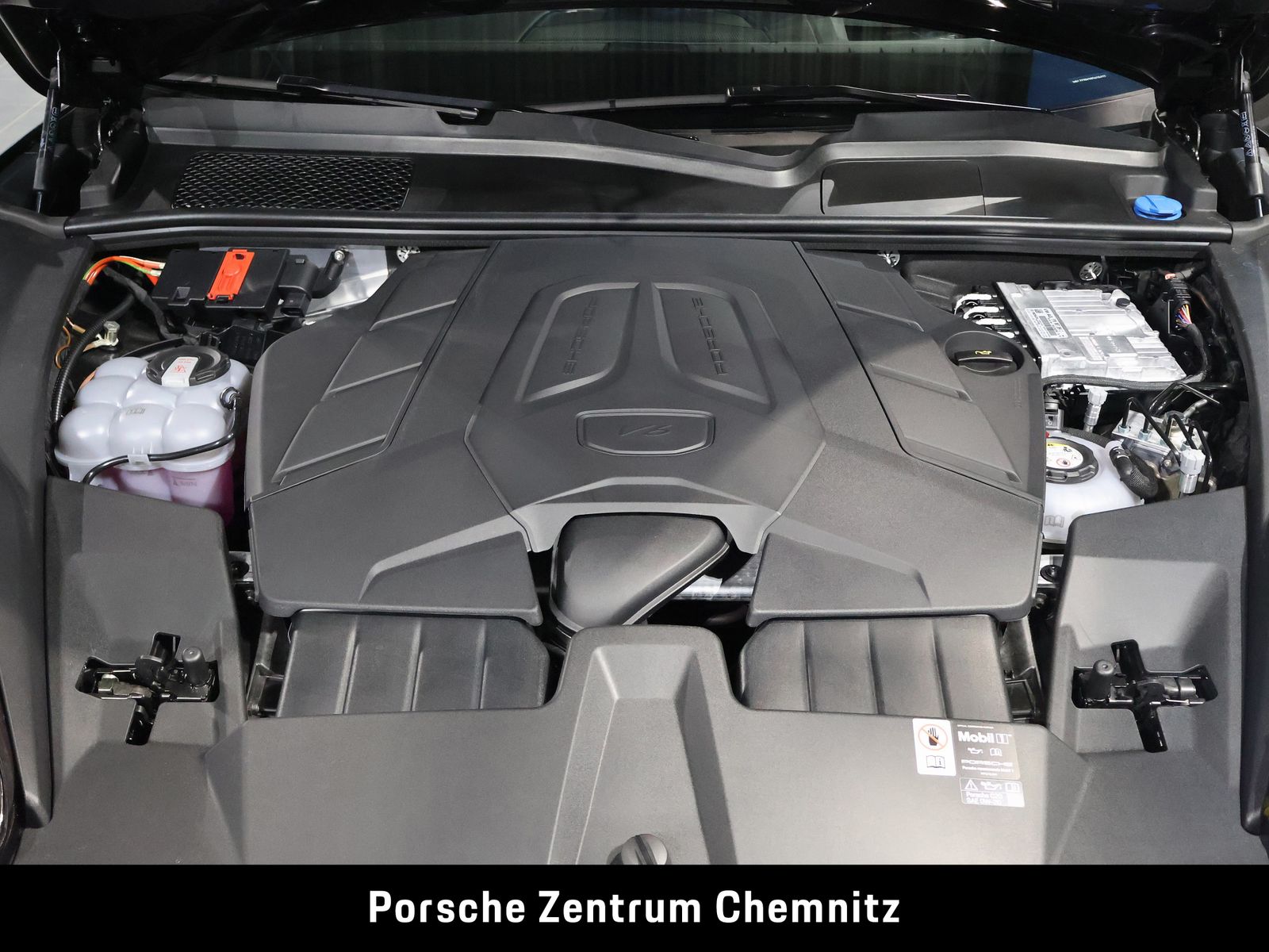 Porsche Cayenne E-Hybrid Sitzbelüft.;Head-Up;BOSE;Pano