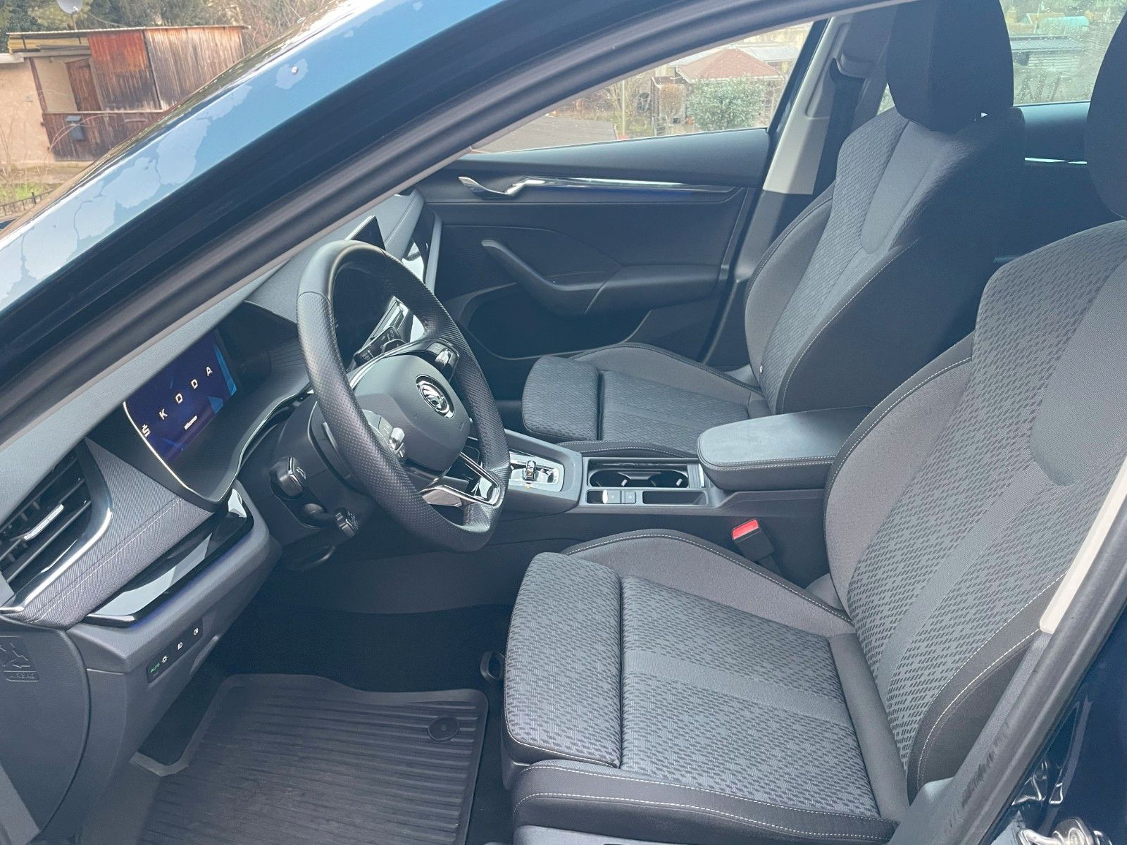 Skoda Octavia Combi Style iV - Samsaru's Car Outlet