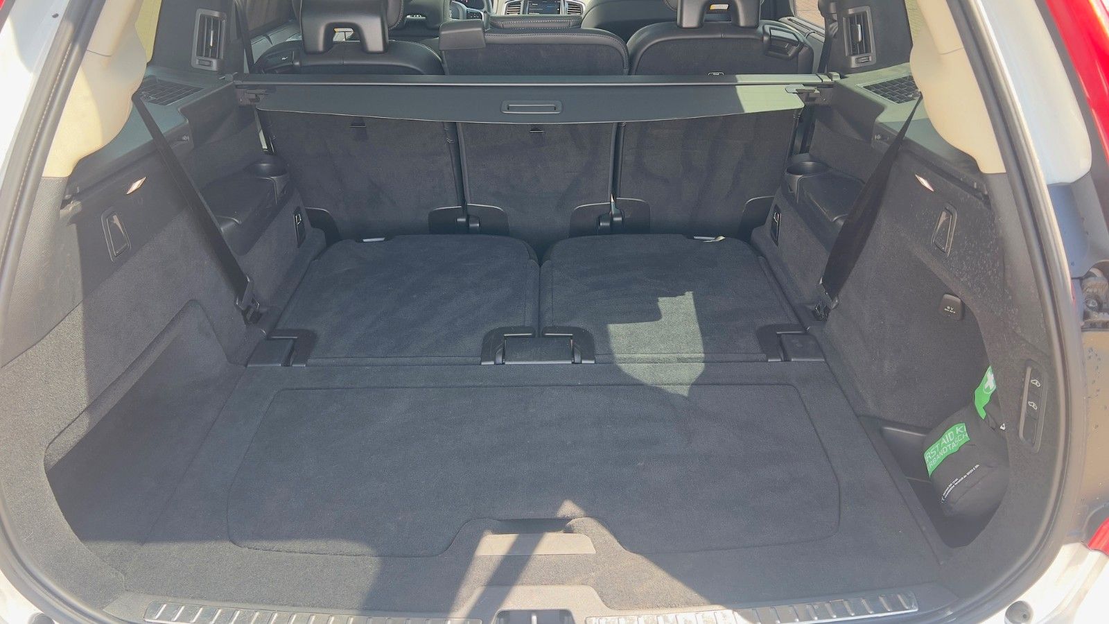 Volvo XC90 B5 D AWD Ultimate Dark*B&W*HUD*LUFT*AHK*ACC