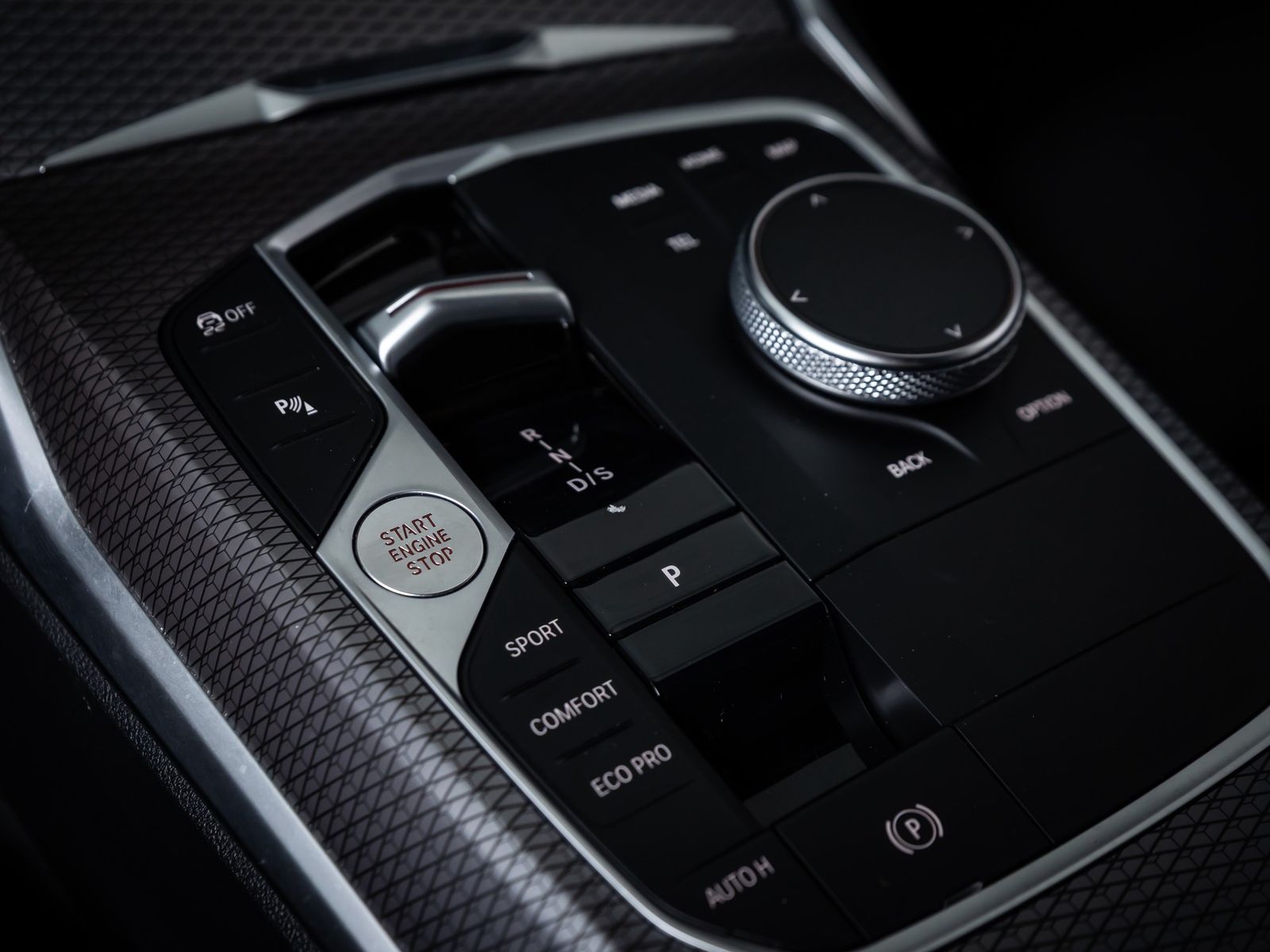 BMW 320d M Sport - Samsaru's Car Outlet