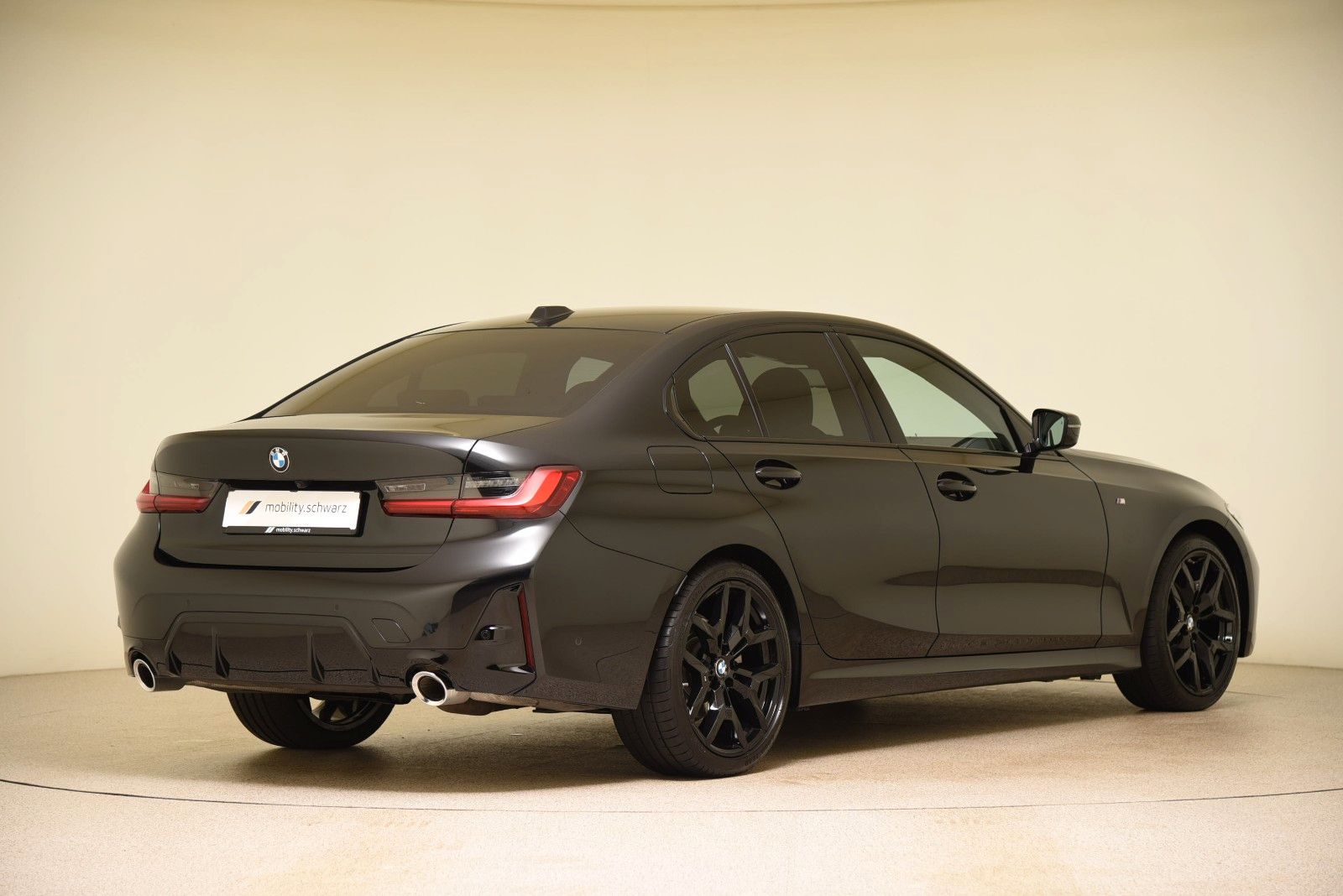 BMW 320d xDrive M Sport ACC HiFi HUD LED DAB Alarm